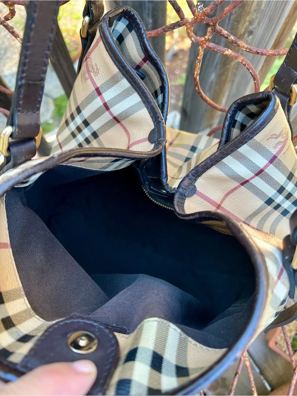 Burberry bag dark